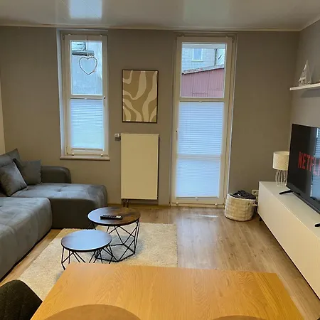 Zentral Wohnen Am Marktplatz Mit Balkon & Netflix *